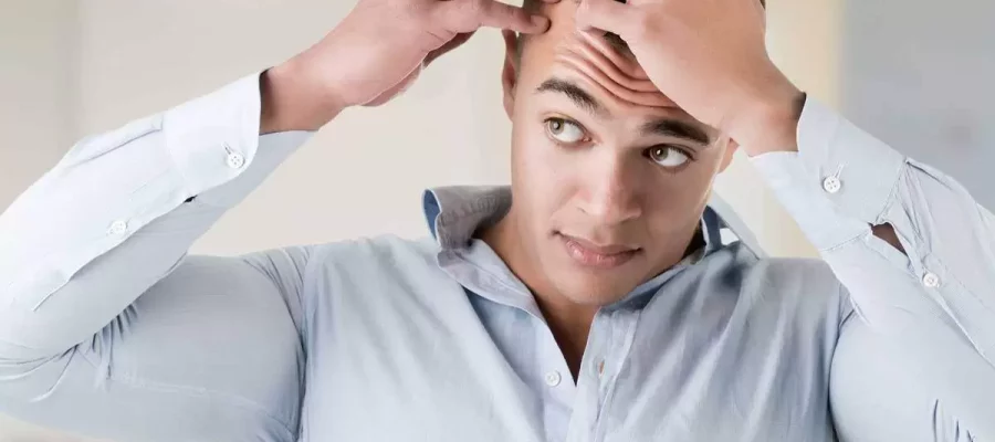 greffe de cheveux sur les tempes